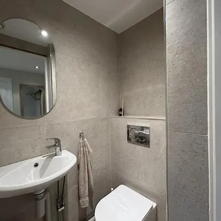 - Private Balcony דירה *