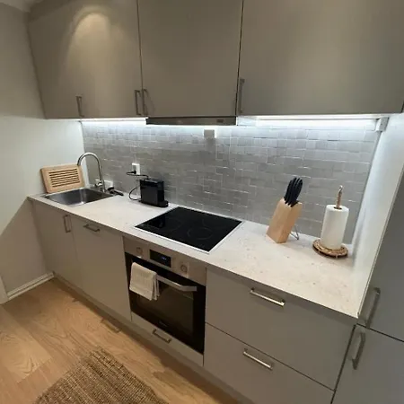 Appartement - Private Balcony *