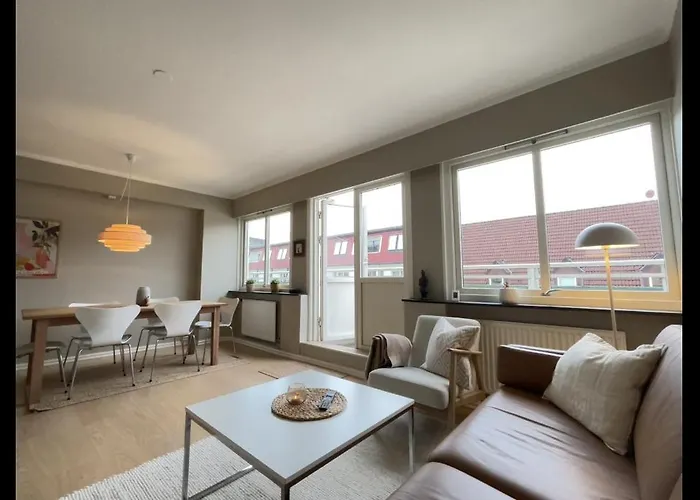 - Private Balcony Leilighet