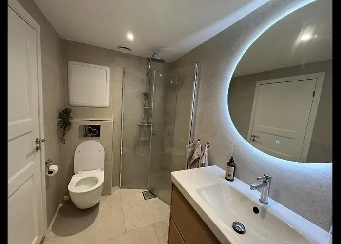 - Private Balcony Daire Bergen